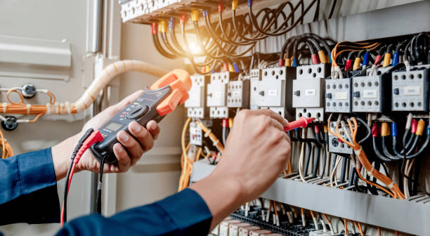 Best Affordable Electrician  in Fairfax, MN